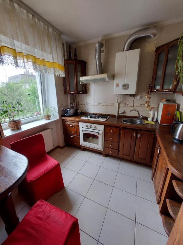 Apartment On Voli Avenue 21 Lutsʼk Eksteriør billede
