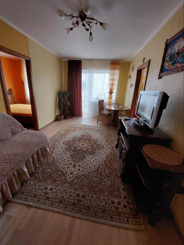 Apartment On Voli Avenue 21 Lutsʼk Eksteriør billede